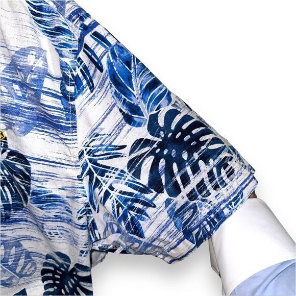 Tommy Bahama Nashville Predators Silk Print Camp Shirt M - Picture 6 of 8